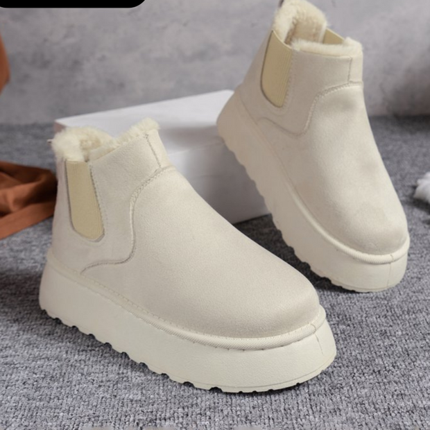 Kuschelige Stiefel | 1+1 GRATIS